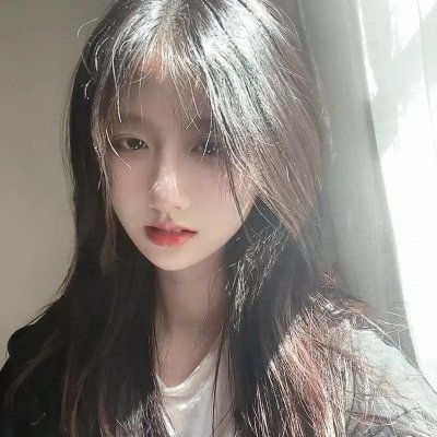 男人与婴儿